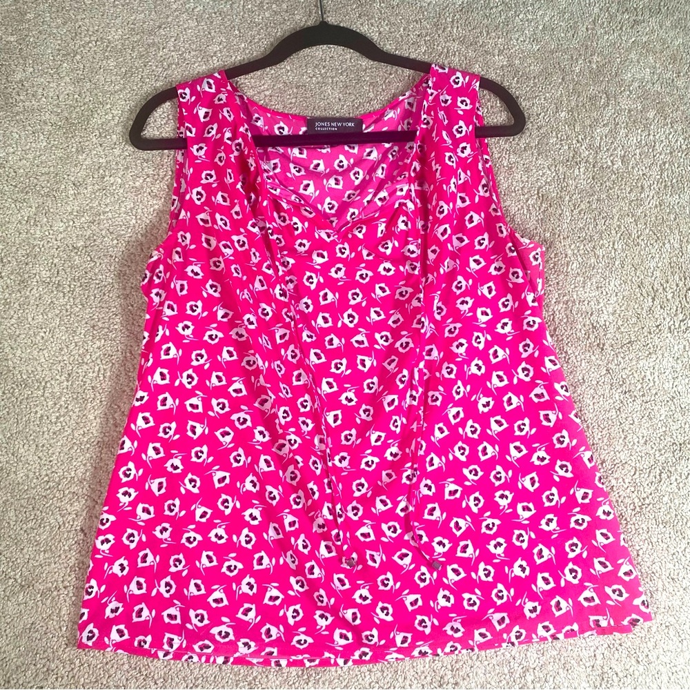 Jones New York Ladies Sleeveless Blouse Tie Neck Size 8 Pink White Black Floral